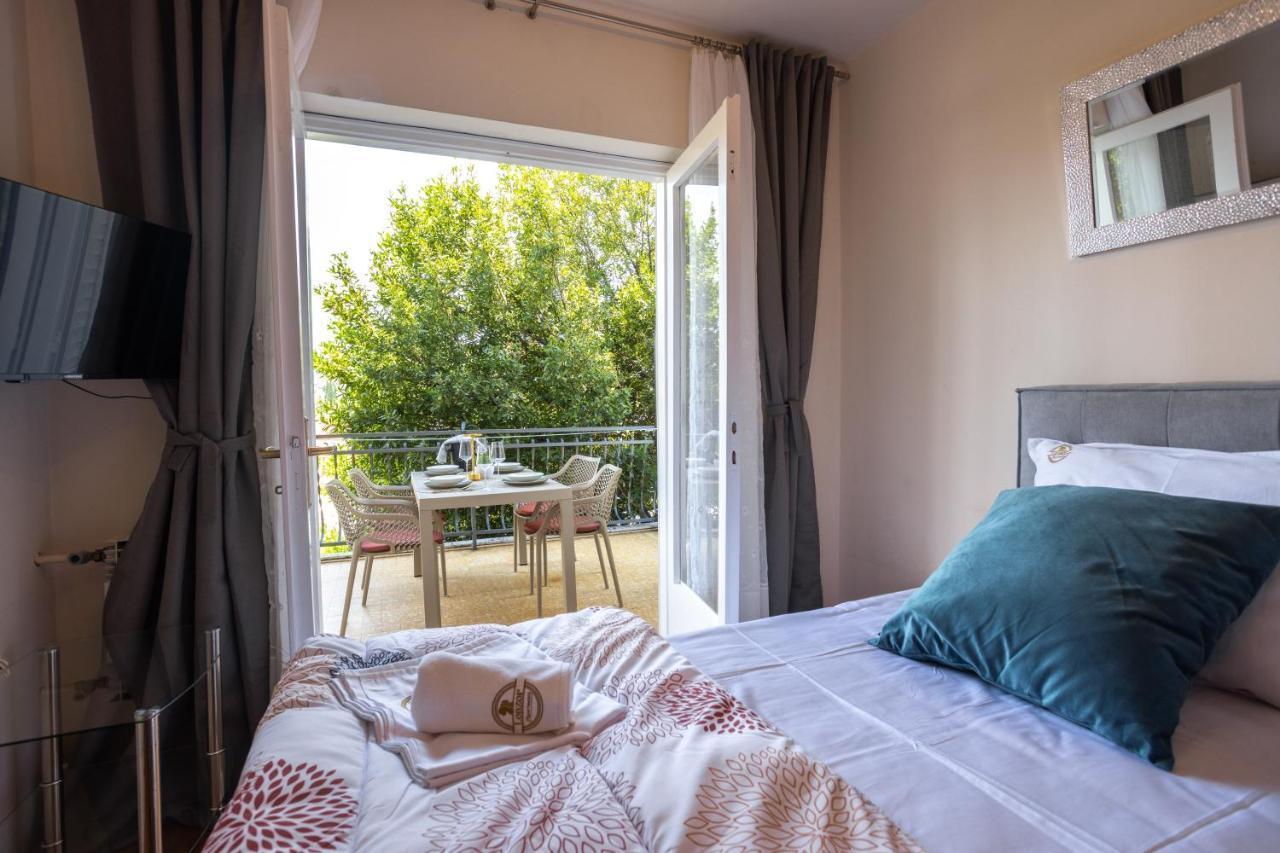 Apartments Lonzor I Selce Eksteriør billede